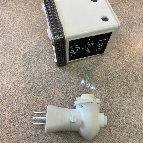 Decorative wall wax burner - Picture 7 of 8